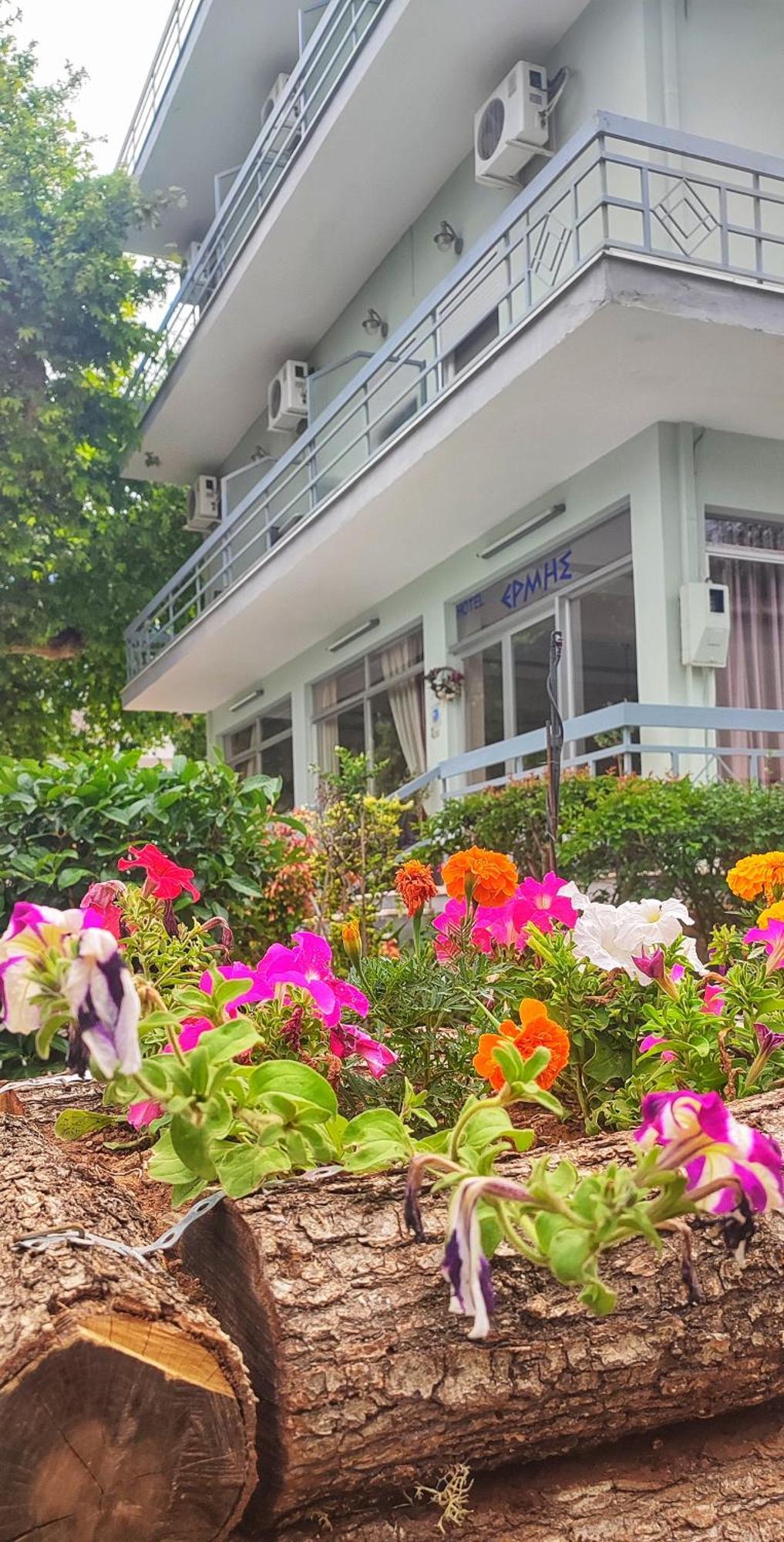 Hotel Ermis Loutra Ipatis Exterior foto